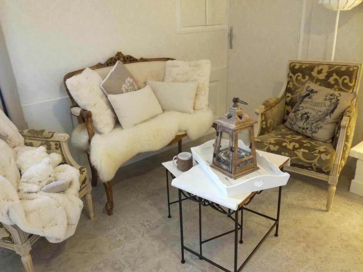 Manoir De La Guignardiere - Charme Et Douceur Chavagne ภายนอก รูปภาพ